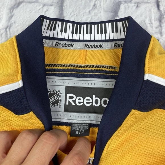 Nashville Predators NHL Authentic Reebok Yellow Hockey Jersey Stitched Sz S - Picture 12 of 12